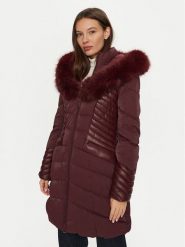 Guess Płaszcz zimowy New Oxana W4BL61 WGLZ0 Bordowy Regular Fit. Czerwone kurtki damskie Guess, na zimę, xs, z aplikacjami, z syntetyku. Za 799.99 zł.