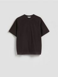 T-shirt boxy - ciemnobrązowy. Brązowe t-shirty męskie Reserved, l, bez wzorów, z bawełny, bez kołnierzyka. Za 79.99 zł.