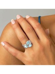 Les Petites Précieuses Srebrny pierścionek z topazem rozmiar: 52. Szare pierścionki damskie Les Petites Précieuses, z topazem, srebrne. Za 239.86 zł.