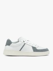 Biało-szare sznurowane półbuty. Białe półbuty męskie Ryłko, ze skóry, bez zapięcia. Za 449.99 zł.