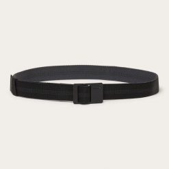 Pasek męski Oakley CONTENDAR czarny FOS901036-011. Czarne paski męskie Oakley, bez wzorów. Za 95.41 zł.
