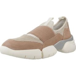 Buty GEOX D ADACTER W Nago. Czerwone obuwie trekkingowe damskie Geox. Za 282.99 zł.