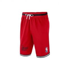 Spodnie koszykarskie męskie Nike Chicago Bulls. Czerwone szorty męskie Nike, bez wzorów, sportowe. Za 336.00 zł.