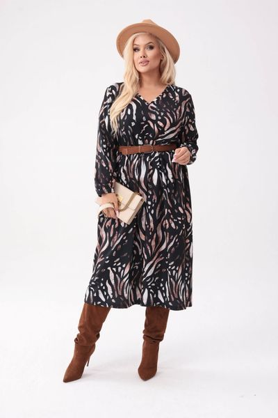 Overise'owa sukienka Oli z roślinnym printem PLUS SIZE XXL OVERSIZE. Sukienki damskie Moda Size Plus Iwanek, na co dzień, na jesień, plus size, z aplikacjami, z elastanu, eleganckie, bez kołnierzyka, plus size, bez ramiączek, maxi, oversize. W wyprzedaży za 169.90 zł.