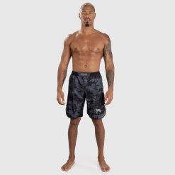 Spodenki bokserskie / do MMA Venum Impact. Brązowe szorty męskie VENUM, z materiału, bez kołnierzyka. Za 169.99 zł.
