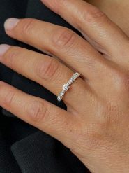 OR Carats Złoty pierścionek z diamentami rozmiar: 58. Szare pierścionki damskie OR Carats, z diamentem, złote. Za 1,913.99 zł.