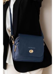 Lia Biassoni Skórzana torebka w kolorze granatowym - 23 x 20 x 9 cm rozmiar: onesize. Niebieskie torebki klasyczne damskie Lia Biassoni, bez wzorów, z materiału, bez dodatków. Za 260.99 zł.