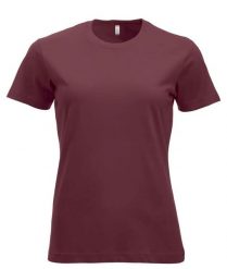 Clique New Classic-T Women – klasyczny T-shirt damski z bawełny, współczesny. Czerwone t-shirty damskie CLIQUE, xs, bez wzorów, z bawełny, bez kołnierzyka. Za 104.80 zł.