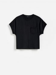 T-shirt z kieszonką - czarny. Czarne t-shirty damskie Reserved, l, bez wzorów, z bawełny, bez kołnierzyka. Za 45.99 zł.