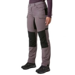 Spodnie damskie Helly Hansen Vandre Tur. Szare spodnie dresowe damskie Helly Hansen, na lato, bez wzorów. Za 468.00 zł.