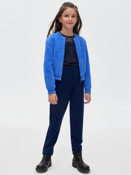 Mayoral Spodnie materiałowe 7.502 Granatowy Regular Fit. Niebieskie spodnie dziewczęce Mayoral, z materiału. Za 129.99 zł.