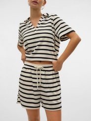Vero Moda Szorty w kolorze kremowo-czarnym rozmiar: S. Brązowe szorty damskie Vero Moda, bez wzorów. Za 65.85 zł.