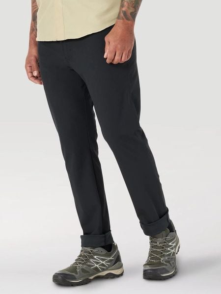 WRANGLER FWDS 5 POCKET ATG MĘSKIE SPODNIE MATERIAŁOWE PANT BLACK WA1P57100 112144844, W33 L32. Czarne spodnie materiałowe męskie Wrangler, bez wzorów, z materiału, klasyczne. Za 229.99 zł.