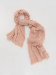Szal z lnem - pastelowy róż. Czerwone szaliki i kominy damskie Reserved, bez wzorów. Za 89.99 zł.
