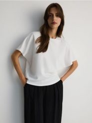 T-shirt kimono z modalem - biały. Białe t-shirty damskie Reserved, l, bez wzorów, z dzianiny, bez kołnierzyka. W wyprzedaży za 45.99 zł.