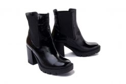 BIOECO BY ARKA 7781 1974 czarny, botki damskie. Czarne botki damskie Bioeco by Arka, na zimę, ze skóry, bez obcasa, na obcasie, bez zapięcia. Za 459.90 zł.