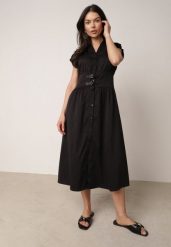 Czarna Sukienka Koszulowa z Modelującym Przeszyciem ze Sprzączkami w Talii Puresa. Czarne sukienki damskie Born2be, do pracy, l, bez wzorów, biznesowe, bez kołnierzyka, bez ramiączek, midi, dopasowane. Za 129.99 zł.