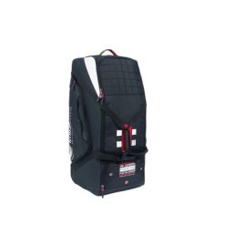 Torba na kółkach Gray-Nicolls Classic Prestige. Czarne torebki klasyczne damskie GRAY-NICOLLS, bez wzorów, bez dodatków. Za 678.00 zł.