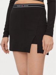 Tommy Jeans Spódnica mini DW0DW17436 Czarny Slim Fit. Czarne spódniczki damskie Tommy Jeans, m, bez wzorów, z jeansu, mini. Za 169.99 zł.