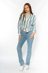 WRANGLER STRAIGHT DAMSKIE SPODNIE JEANSOWE STONEWASH W28TBG96V. Spodnie materiałowe damskie Wrangler, bez wzorów, z jeansu. Za 239.99 zł.