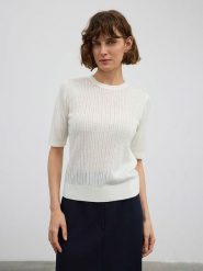 BGN Sweter w kolorze kremowym rozmiar: 36. Brązowe swetry klasyczne damskie BGN, ze splotem, bez kołnierzyka. Za 108.74 zł.