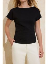 Trendyol Bluzka w kolorze czarnym rozmiar: M. Czarne bluzki damskie Trendyol, m, bez wzorów, bez kołnierzyka, bez ramiączek. Za 52.99 zł.