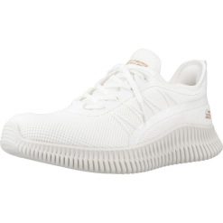 Tenisówki Skechers Model Bobs Geo-new Aesthetics Slip-ins Kolor Biały. Białe trampki i tenisówki damskie Skechers, bez wzorów, z tkaniny. Za 199.99 zł.