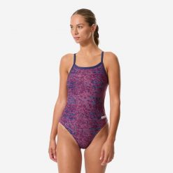 Strój jednoczęściowy pływacki damski Arena Snakeskin. Czerwone stroje jednoczęściowe damskie Arena, bez wzorów. Za 259.99 zł.