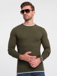 Bawełniany sweter męski z okrągłym dekoltem - ciemnooliwkowy V7 OM-SWSW-0103 - XXL. Zielone swetry męskie Ombre Clothing, m, bez wzorów, z bawełny, bez kołnierzyka. W wyprzedaży za 69.99 zł.