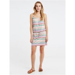 Sukienka damska Protest PRTBOUNTIES 23 dress. Czerwone sukienki damskie Protest, s, bez wzorów, sportowe, bez kołnierzyka, bez ramiączek, sportowe. W wyprzedaży za 197.99 zł.