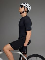 4F Koszulka rowerowa rozpinana męska - czarna M. Czarne t-shirty sportowe męskie 4f, l, z dzianiny, bez ramiączek, rowerowe. W wyprzedaży za 149.99 zł.