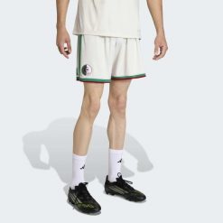 Szorty podstawowe Algeria 26. Białe szorty męskie Adidas, bez wzorów, sportowe. Za 199.00 zł.