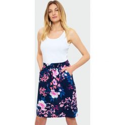 Bawełniany top na ramiączkach. Topy damskie Greenpoint, bez wzorów, z bawełny, bez kołnierzyka. Za 24.99 zł.