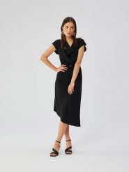Stylove Sukienka w kolorze czarnym rozmiar: L. Czarne sukienki damskie Stylove, l, bez wzorów, z tkaniny, z asymetrycznym kołnierzem, bez ramiączek, midi, asymetryczne. Za 312.58 zł.