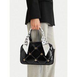 Torebka Nine West. Czarne torebki klasyczne damskie Nine West, bez wzorów, bez dodatków. Za 279.99 zł.