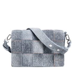 Torebka Desigual. Szare torebki klasyczne damskie Desigual, bez wzorów, bez dodatków. Za 199.99 zł.