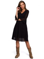 Stylove Sukienka w kolorze czarnym rozmiar: XL. Czarne sukienki damskie Stylove, xl, bez wzorów, bez kołnierzyka, bez ramiączek, midi. Za 153.34 zł.