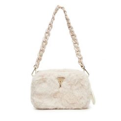 Torebka Guess. Torebki klasyczne damskie Guess, z aplikacjami, bez dodatków. Za 159.99 zł.