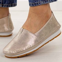 Złote skórzane półbuty damskie S.Barski 7049. Żółte półbuty damskie S.BARSKI, w ażurowe wzory, z jeansu, casualowe, bez obcasa, na płaskiej podeszwie. Za 229.00 zł.