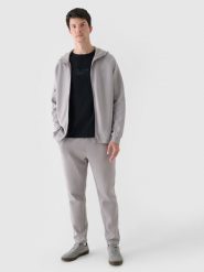 4F Spodnie dresowe męskie - szare M. Szare spodnie dresowe męskie 4f, bez wzorów, z bawełny. W wyprzedaży za 89.99 zł.