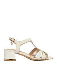 Lasocki Sandały CEO-25F575-1 Biały. Białe sandały damskie Lasocki, bez wzorów, ze skóry, bez obcasa, na słupku. Za 199.99 zł.