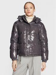 Samsøe Samsøe Kurtka zimowa Pearl F22300023 Szary Relaxed Fit. Szare kurtki damskie Samsoe & Samsoe, na zimę, xs, bez wzorów, z syntetyku, bez kaptura. Za 1,319.00 zł.