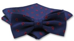 Elegancka Mucha Męska - Alties - Granat w Czerwony Wzór. Niebieskie krawaty i muchy męskie Alties, bez wzorów, eleganckie. Za 54.00 zł.
