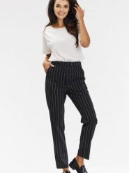 Spodnie Damskie Model A678 Black - awama. Czarne spodnie materiałowe damskie Awama, bez wzorów, z tkaniny, eleganckie, z podwyższonym stanem. Za 343.20 zł.