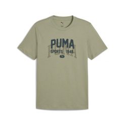 Męska koszulka z grafiką w uniwersyteckim stylu PUMA. Czarne t-shirty sportowe męskie Puma, m, bez ramiączek, do biegania. W wyprzedaży za 74.00 zł.
