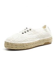 Natural world Espadryle w kolorze białym rozmiar: 39. Białe espadryle damskie natural world, bez wzorów, z bawełny, bez obcasa. Za 105.63 zł.