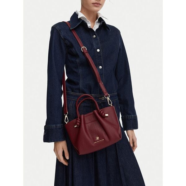 Torebka Beverly Hills Polo Club. Czerwone torebki klasyczne damskie Beverly Hills Polo Club, bez wzorów, bez dodatków. Za 249.99 zł.
