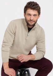Sweter ze stójką S-CARLO. Białe swetry męskie Volcano, l, bez wzorów, z bawełny, bez kołnierzyka. Za 179.99 zł.