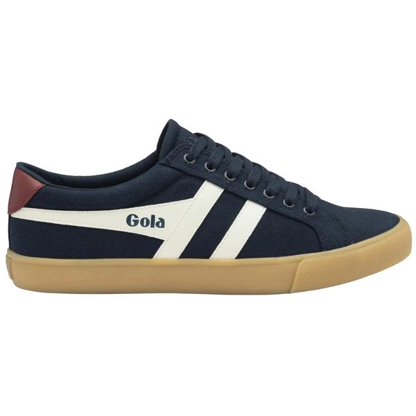 Zamszowe buty sportowe Gola Varsity. Białe buty sportowe na co dzień męskie Gola, z zamszu, bez zapięcia, trekkingowe. Za 268.25 zł.