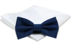 Granatowa Mucha Gładka, Jednokolorowa + Biała Poszetka - Chattier, Męska. Niebieskie krawaty i muchy męskie Chattier, bez wzorów, z poliesteru, eleganckie. Za 59.00 zł.